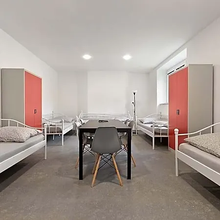 Hostel Na Salamoune